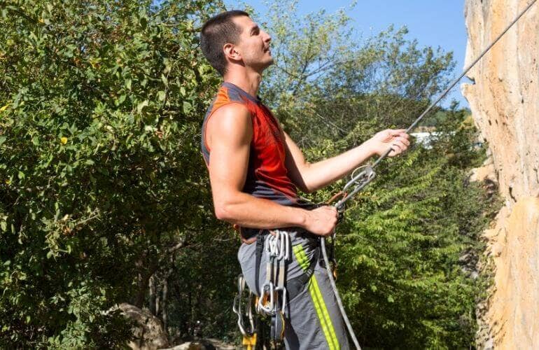 Rappelling with a Grigri Pros