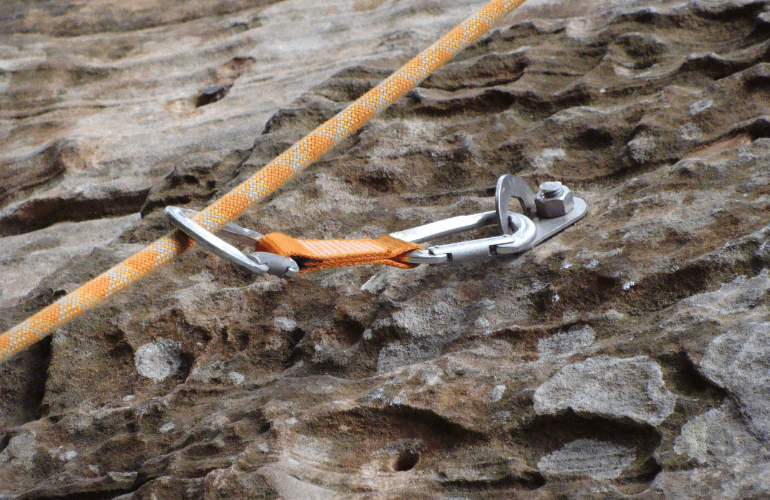 How to Choose Rock Climbing Quickdraws
