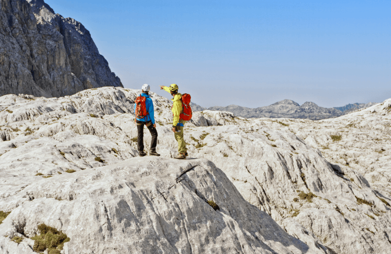 Mountaineering vs Rock Climbing Differences and Similarities