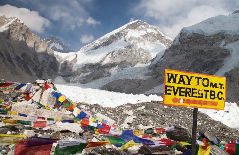 Mountaineering Everest