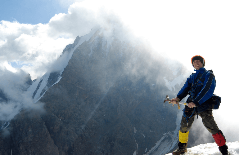 Mountain Climbing vs Mountaineering Similarities